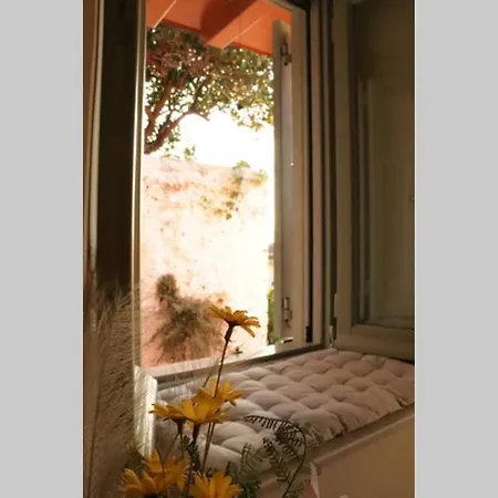 Nyaraló Master Rose House With Sea View *