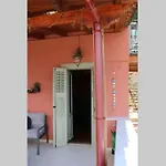 Master Rose House With Sea View بيت للعطل نافبليو