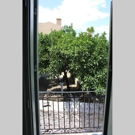 Feriehus Master Rose House With Sea View