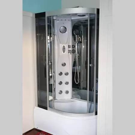 Master Rose House With Sea View