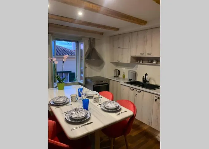 Master Rose House With Sea View בית נופש